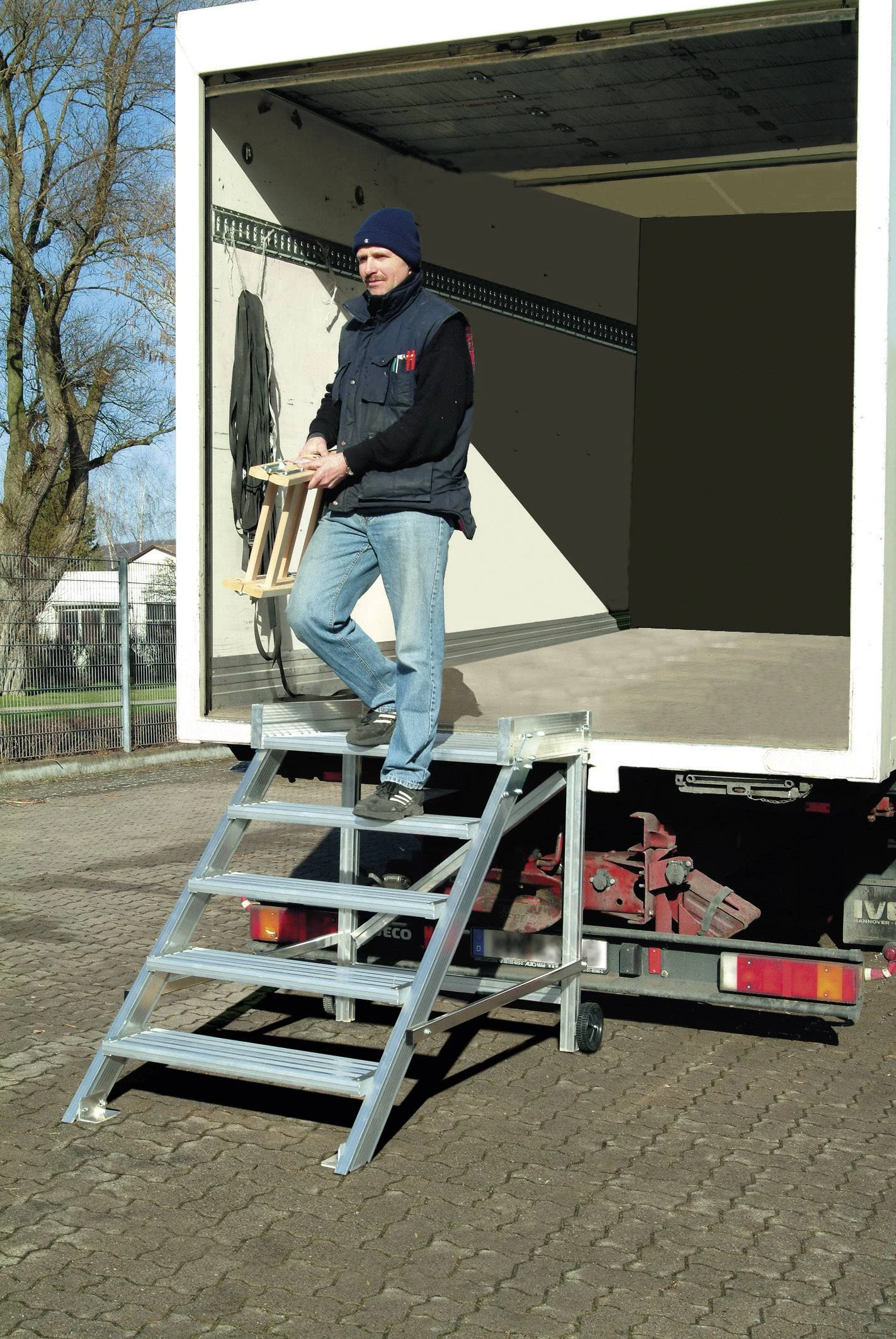 Oprema za ljestve, skele