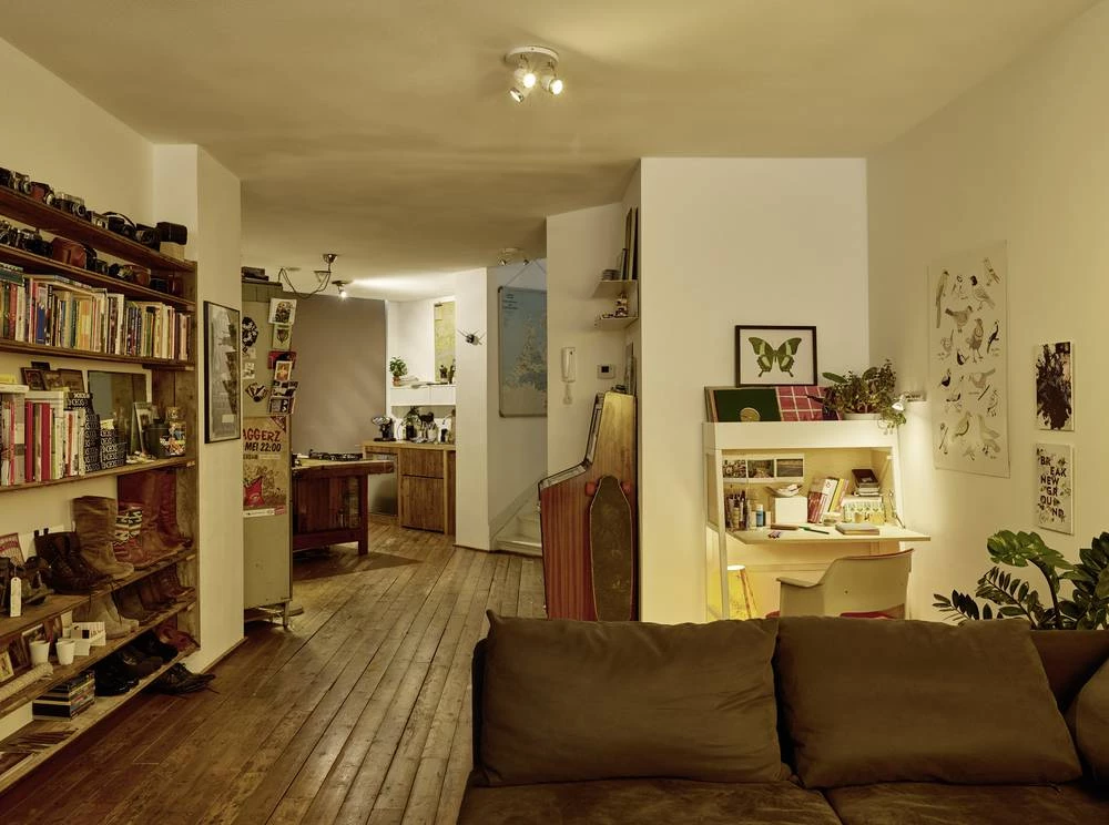 Conrad Product Image