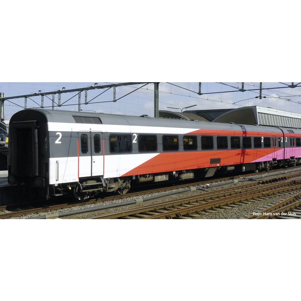 Piko H0 97638 H0 putnički autobus ICR 2. Klasa Fyra slika