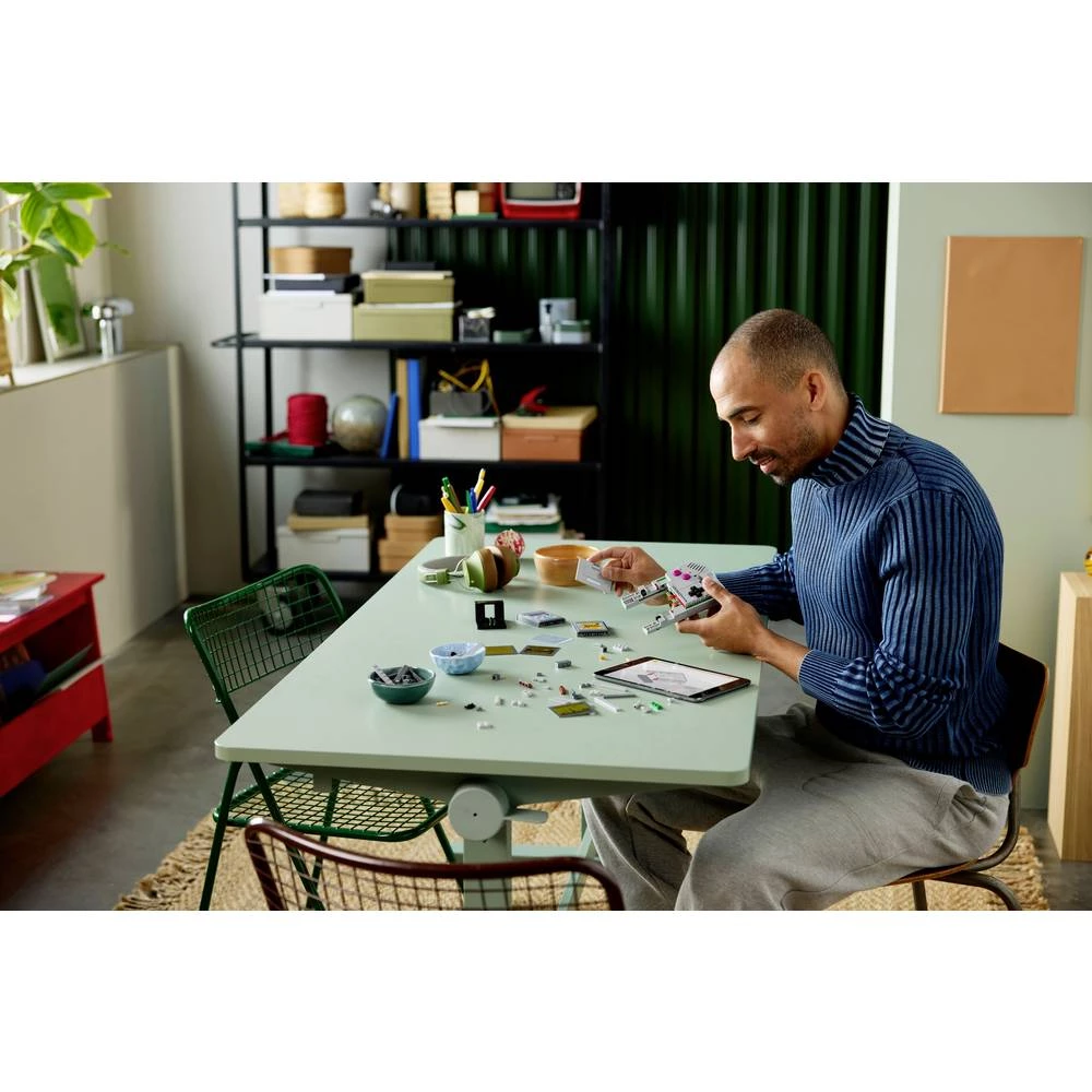 Conrad Product Image
